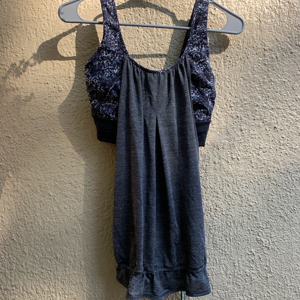 Lululemon tank top with built in sports bra